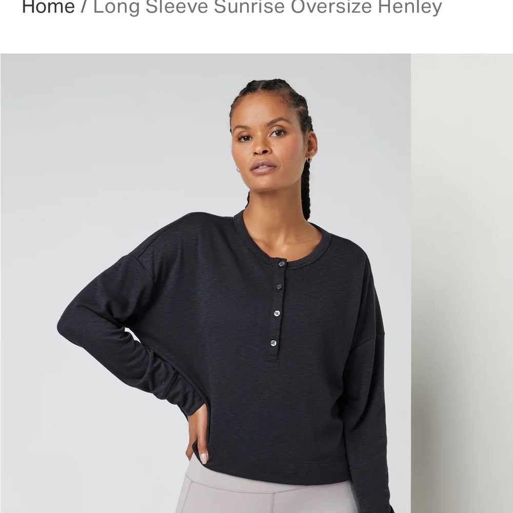Vuori Women’s Henley
